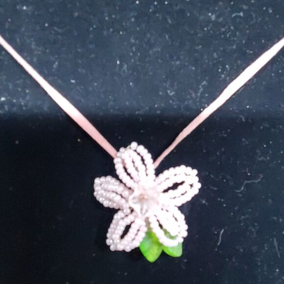 Lenore Solmo Pink Flower Necklace - Picture 2 of 3
